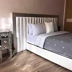 Modern & Lovely 2 Bedroom En-Suite By Tramway And Train Station Belvedere
