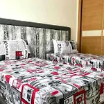 Modern & Lovely 2 Bedroom En-Suite By Tramway And Train Station Belvedere