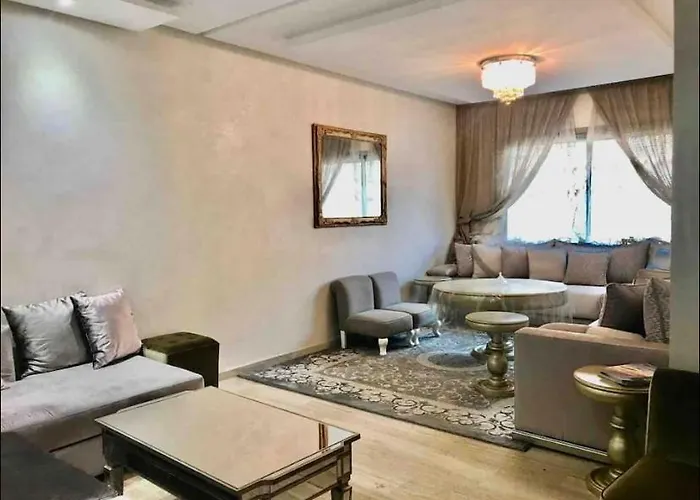 Modern & Lovely 2 Bedroom En-Suite By Tramway And Train Station Belvedere
